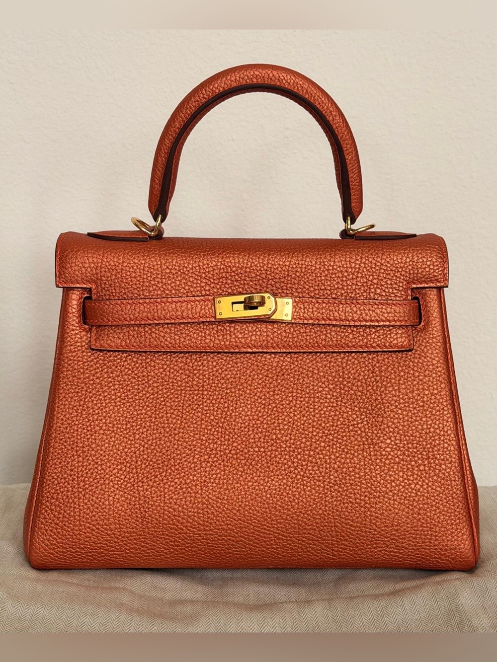 H iridescent metallic Kelly 25 Retourne Togo Orange GHW basketball handmade